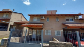 Duplex a mts del Rio con Aire Acond
